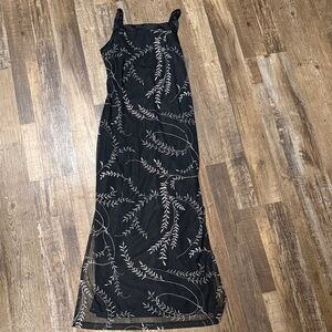 Chic Black and Cream Maxi Dress